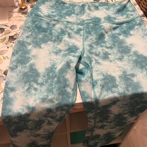 BNWOT Essie Bauer leggings